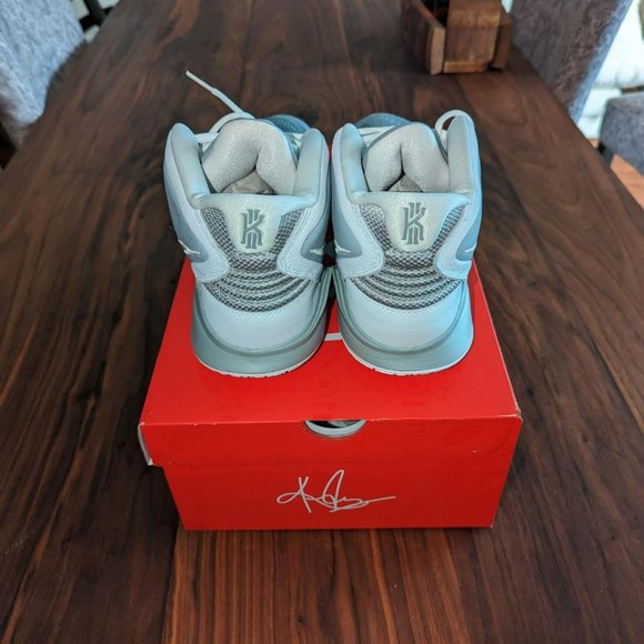 Kyrie Infinity TB - Picture 3 of 4